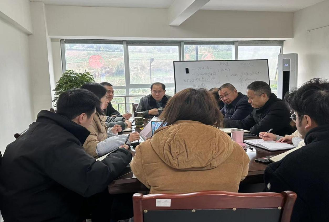 黎明霞率队到南充川北公司举行调研督导事情.png