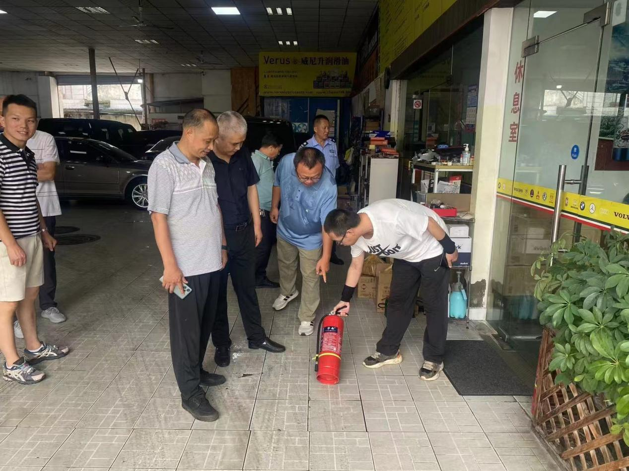 成都片区权属企业开展迎“双节”清静检查